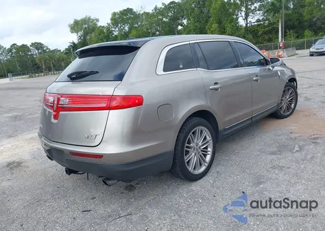2019 Lincoln Mkt Reserve z USA, uszkodzony, nr VIN 2LMHJ5AT0KBL03660